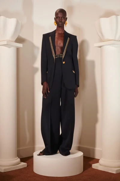 Look 9